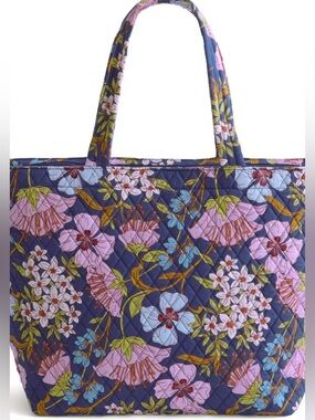 NWT Vera Bradley Travel Tote in Coffee Garden